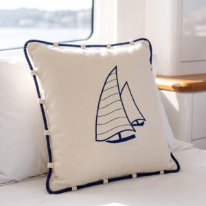Ketch, Rope-Laced