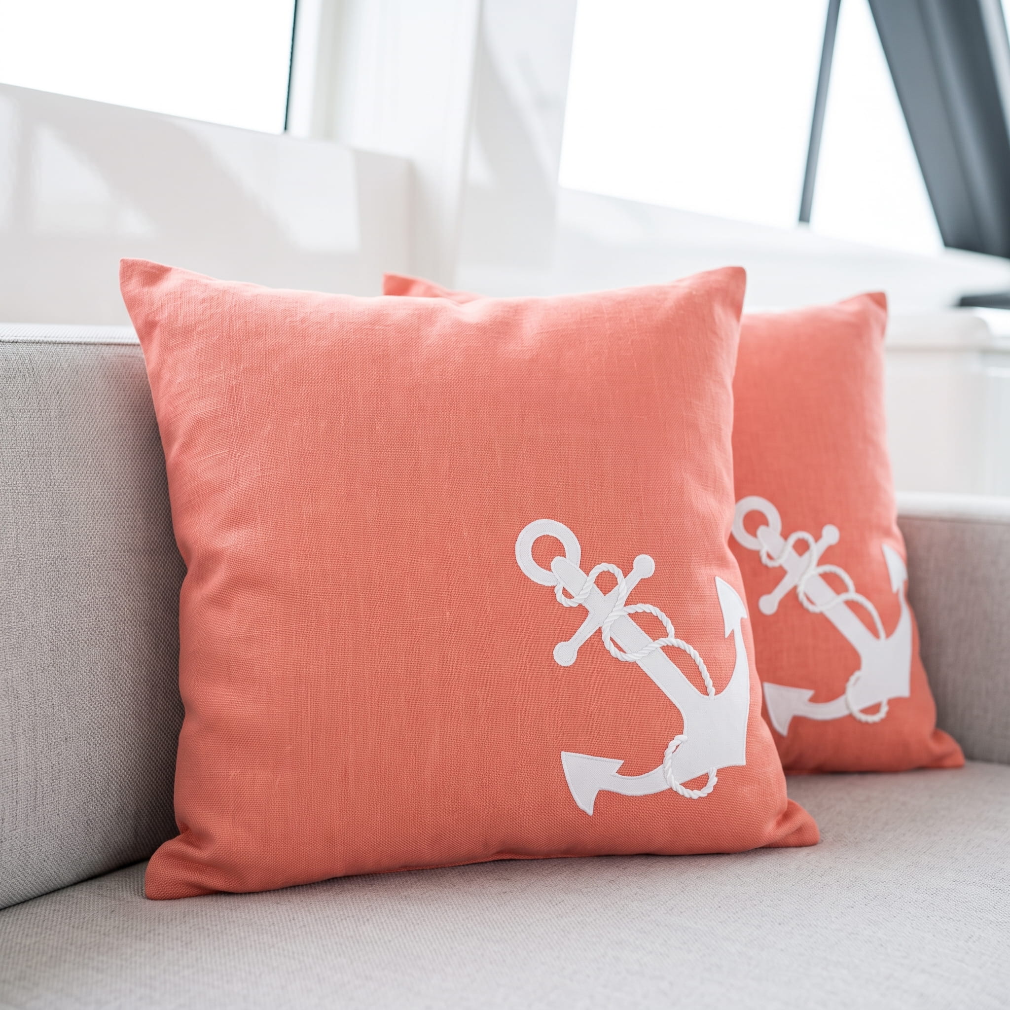 Anchor, Off-Center